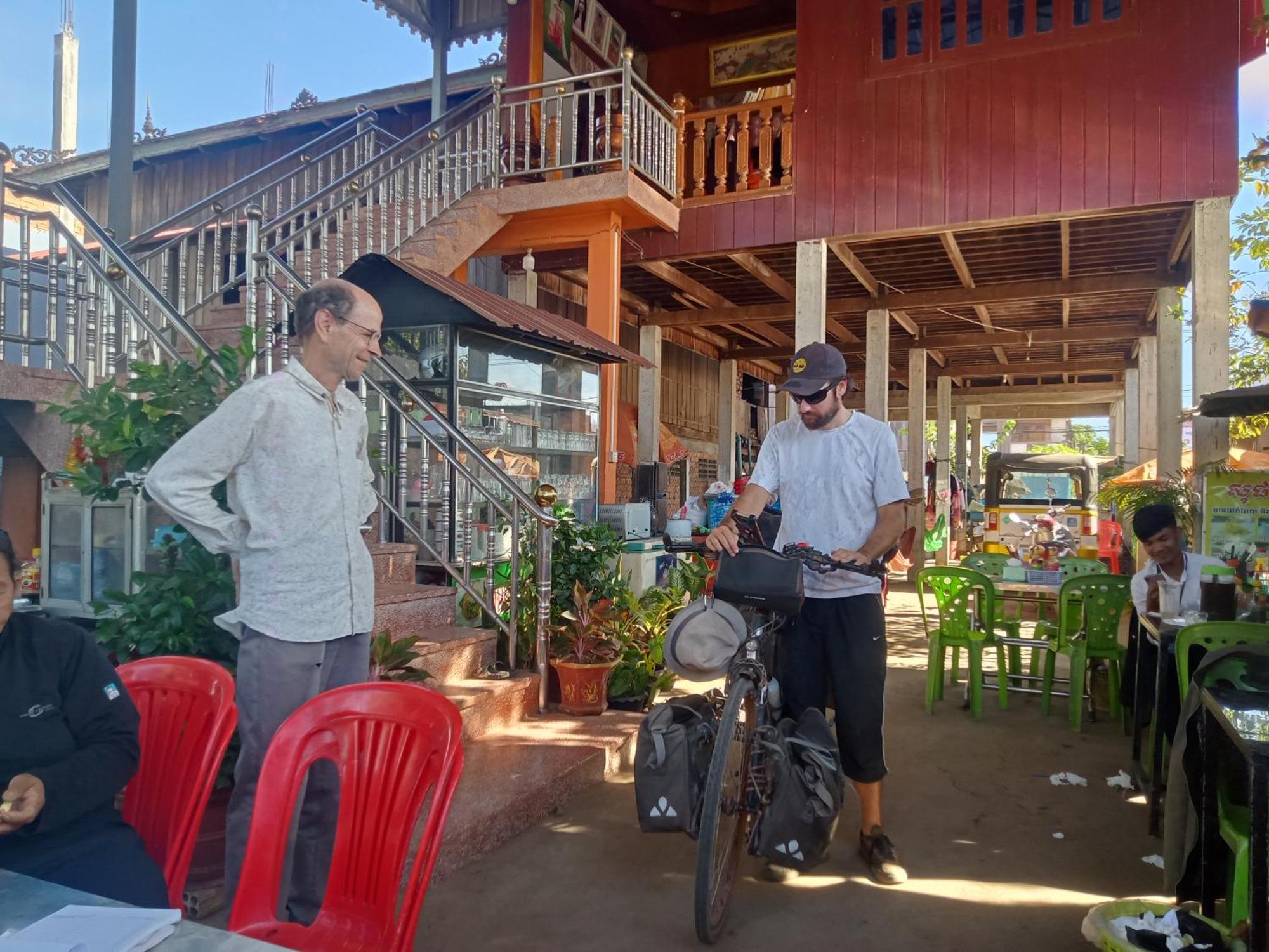 Tonle Mekong Homestay Krong Kracheh ภายนอก รูปภาพ
